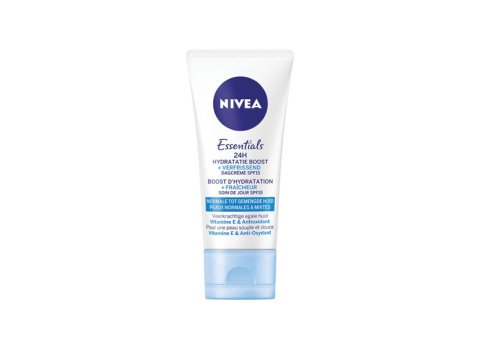 NIVEA ESSENTIALS HIDR.DAGCREME 50 ML SPF15 VITAMINE E & HYDRA IQ